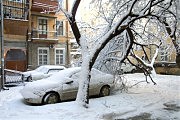 Зима не отступает