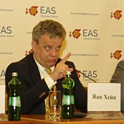 Выступление посла Эстонии Яана Хейна было интересно и эмоционально