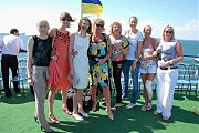 Одна дружная семья: на площадке и на отдыхе