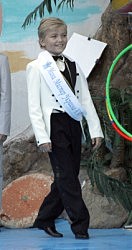 «Мини-Мистер Украина-Юг-2012» 9-летний Артем Николаев