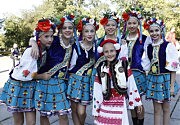 Анасамбль спортивно-эстрадного танца «Вита-Грация» приветствует участников велопробега