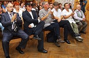 Жюри рукоплещет финалистам