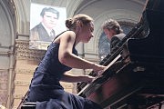 Играет Анна Цыбулёва