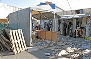Некоторые палатки демонтировали еще в четверг