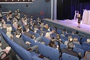 Новый зал встречает первых зрителей