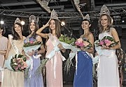 Пять финалисток юбилейного конкурса: 2-я «Вице-мисс Одесса» Наталья Коваленко, 1-я «Вице-мисс Одесса» Ирина Василишин, 1-я «Вице-мисс Украина-Юг» Оксана Бербенчук