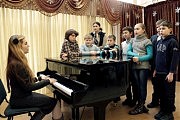 Музыкальные занятия. Фото Олега Владимирского