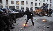Киев. Возле Администрации Президента. 1 декабря