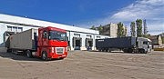 Автоконтейнеровозы у рампы грузового таможенного комплекса компании «Евротерминал»