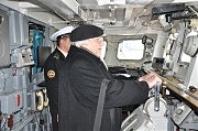 Письменник за штурвалом «Гетьмана Сагайдачного»