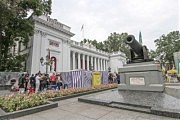 Оружия у митингующих не нашли. Легендарная пушка — не в счет