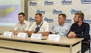 Участники пресс-конференции