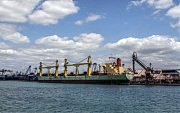 Вот такие суда сегодня становятся у причалов