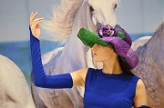 «Шляпное» дефиле