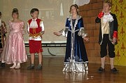 Сценка из спектакля «Лоскутик и Облако»