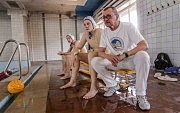 У бортика тренер команды НУ «ОМА» Владимир Свиридов