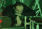 Фрэнк Суини (Олег Шевчук)