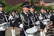 Красавицы барабанного подразделения