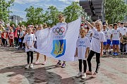 Флаг НОК Украины доверено нести юным представителям федерации чирлидинга
