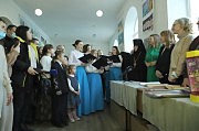 Поет хор регентской школы