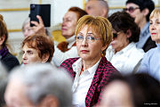 Зоя Покровська серед слухачів найдужче хвилюється